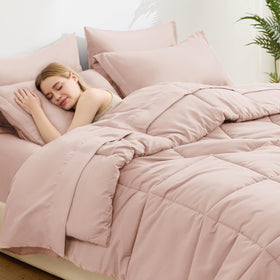 Love's cabin comforter feature close-up shows box stitching for durable, evenly distributed filling
