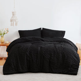 Love's Cabin wave-texture seersucker fabric offers breathable comfort year-round