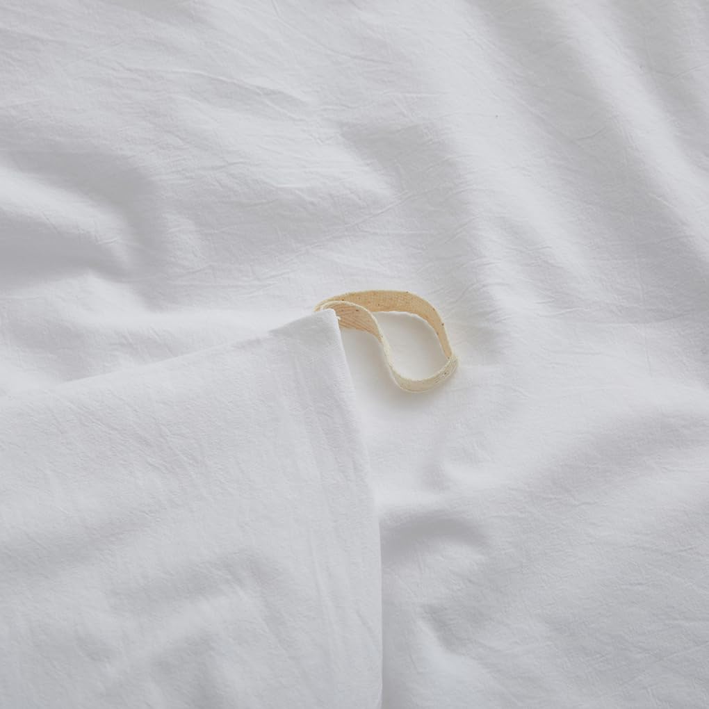 LOVQUE interior corner ties keep the duvet in place during sleep