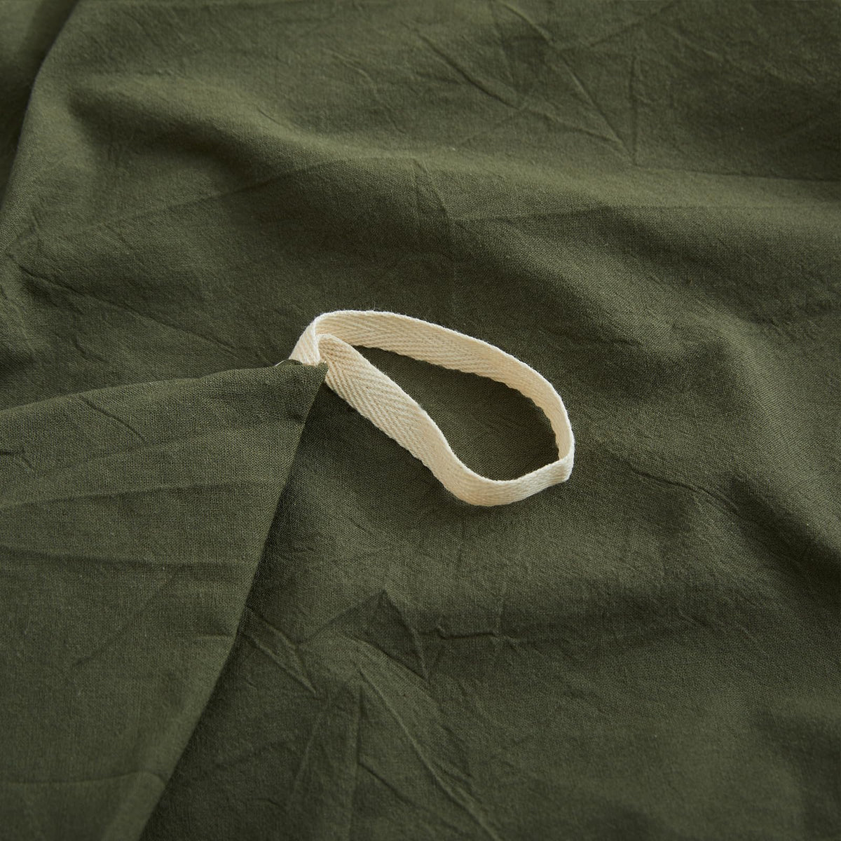 LOVQUE olive-green pillowshams (20x26) designed to match.