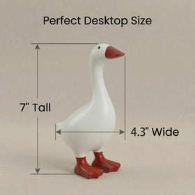 LRNIOT goose decor on coffee table enhances room charm and conversation.