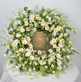 LSKYTOP lavender and daisy accents evoke seasonal charm