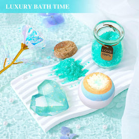 LUCOTIYA Ocean bath salts and bombs for a spa-like soak