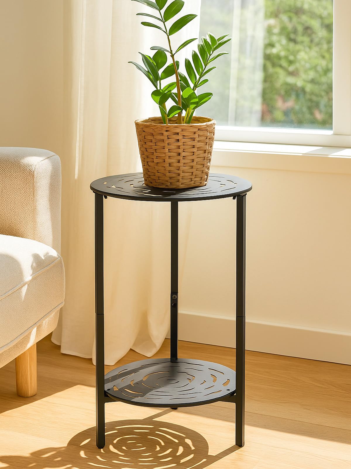 The lucpur plant stand coffee table use adds vertical interest.
