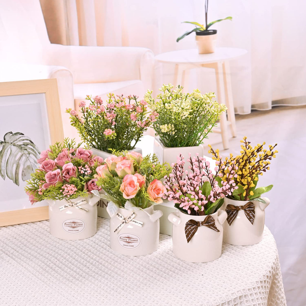 LUEUR lifelike potted plants feature durable materials for year-round decor.