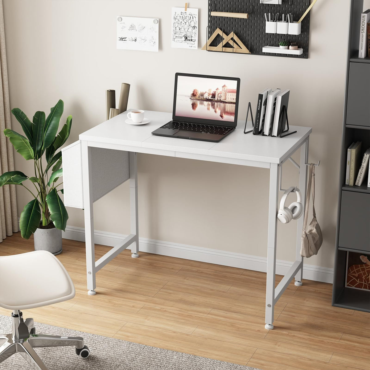 Lufeiya compact desk with modern design that fits any decor