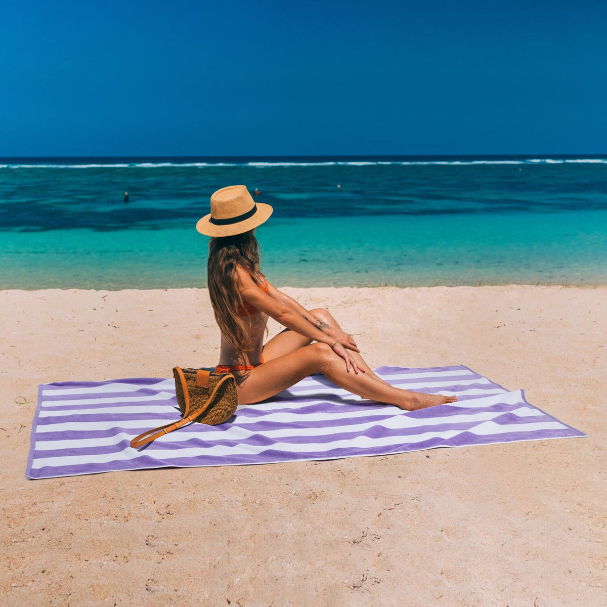 LULUHOME 36x70 inch towel offering generous coverage and lounging space.