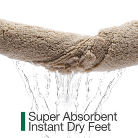 LUMI absorbent rug reduces puddles and floor wetness quickly.