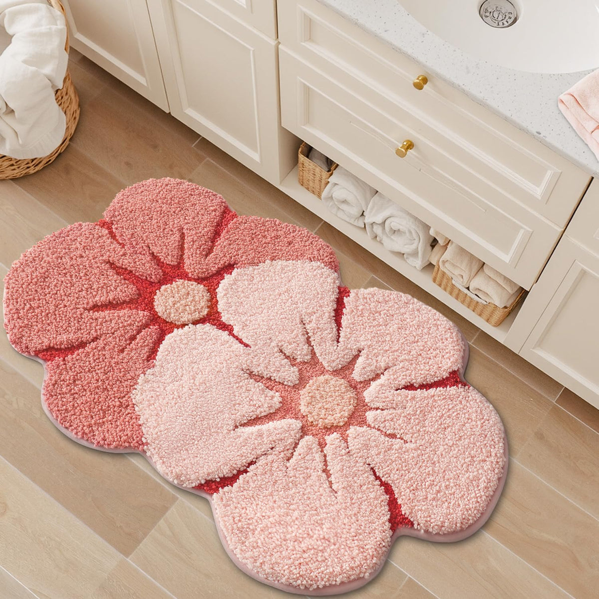 LUMI washable rug stays fresh with machine washing.