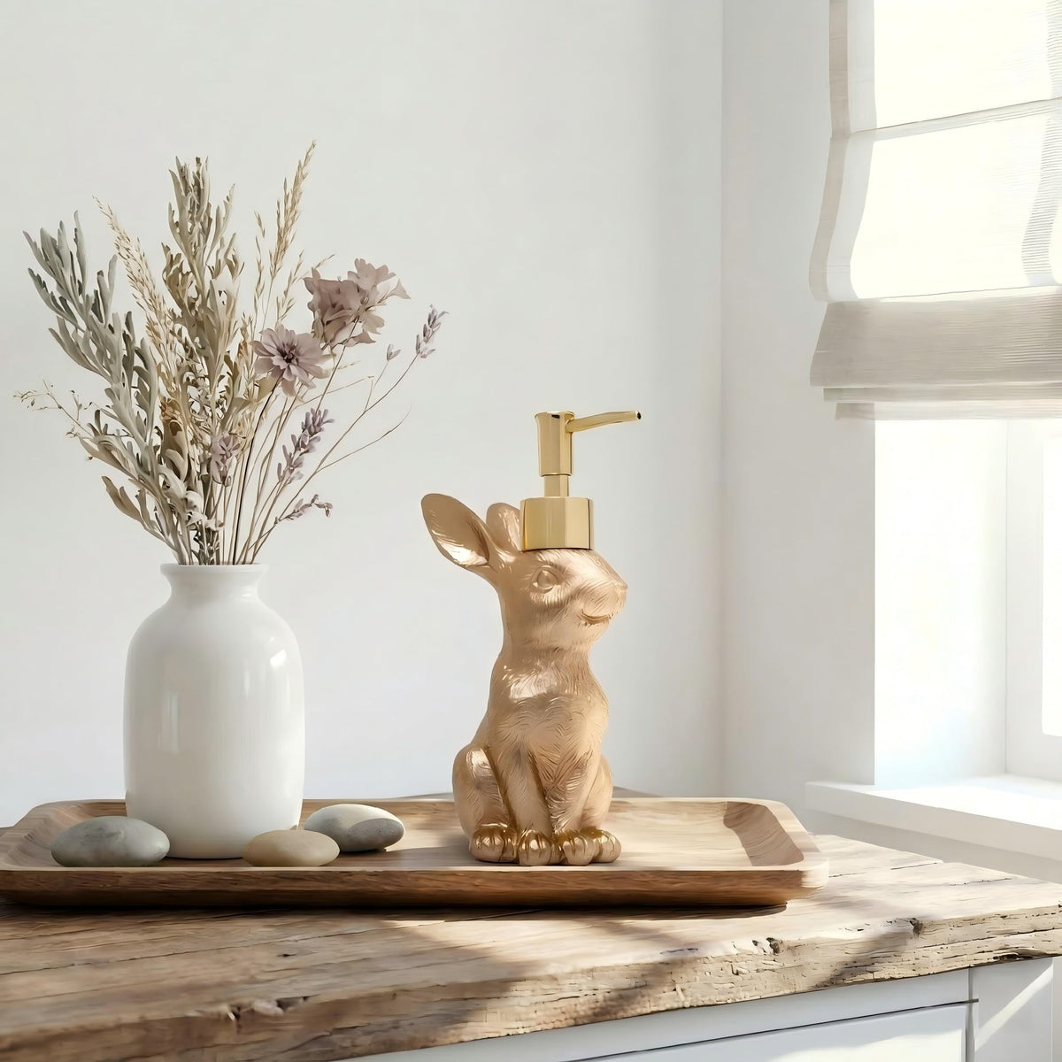 Lune Cle versatile dispenser for kitchen and bathroom.