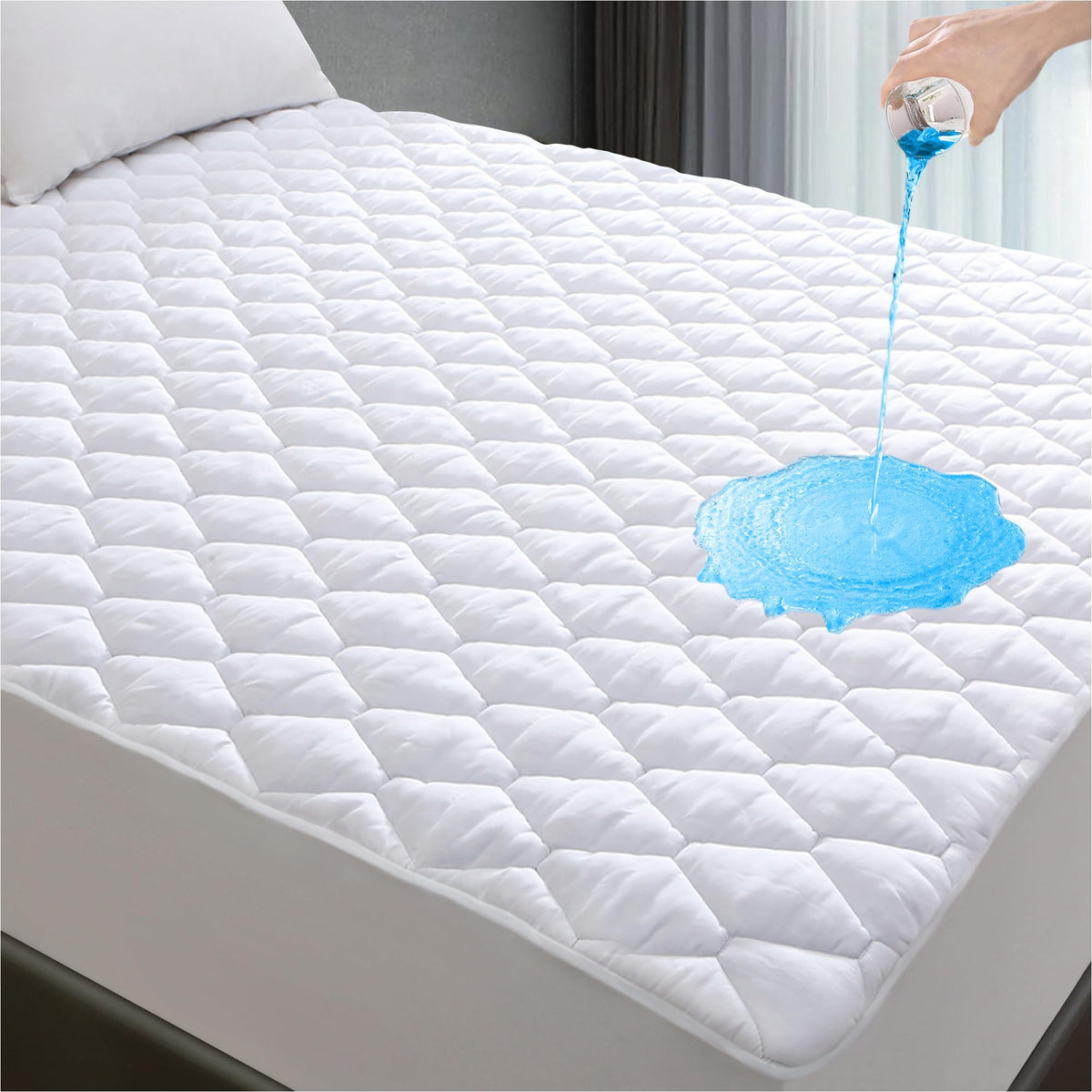 Lunsing Soft King mattress protector on bed showing plush comfort and protection against spills