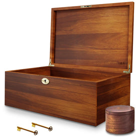 LUSH & STYLE memory box in acacia wood with hinged lid for easy access.