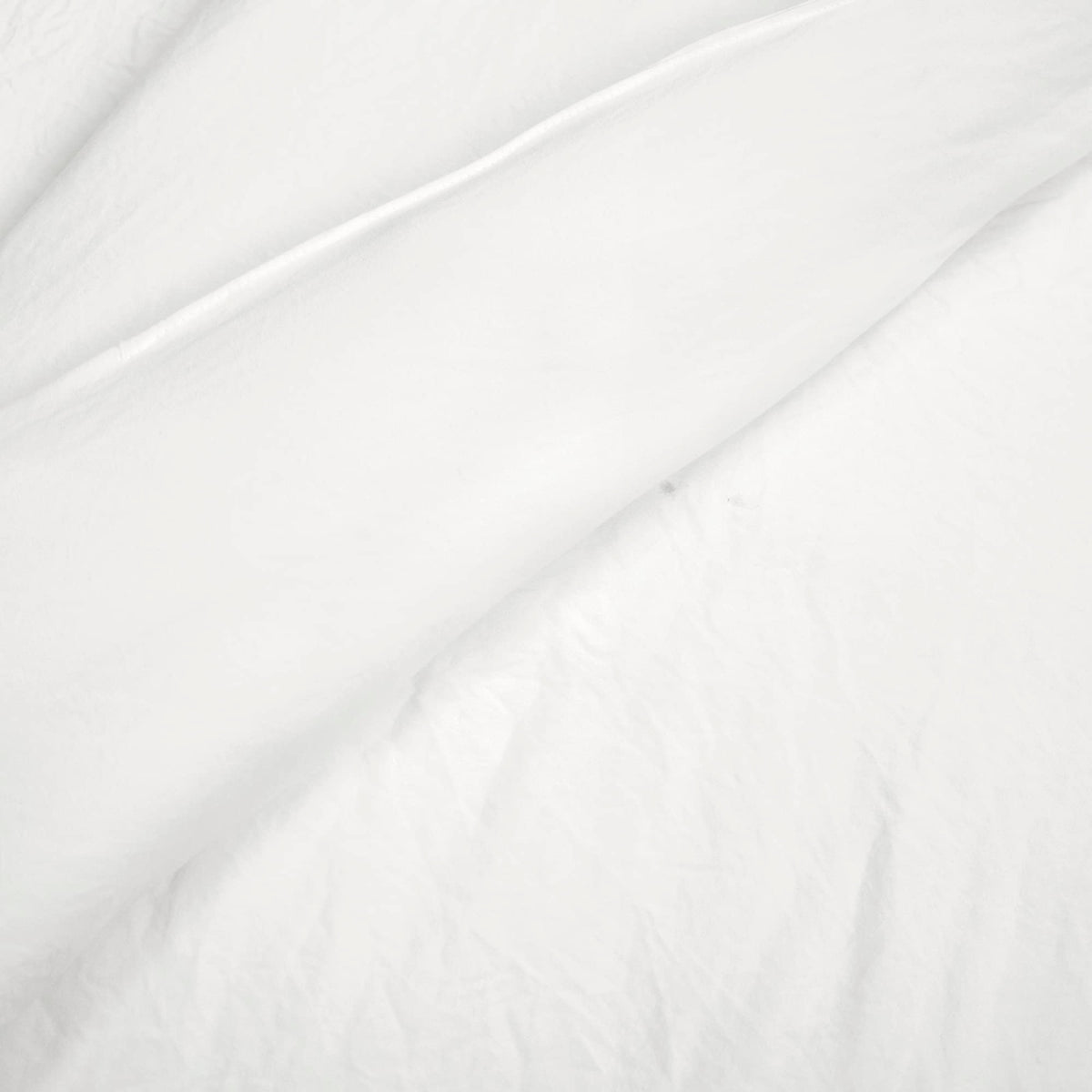 Soft microfiber texture on Reyna for breathable warmth and comfort.