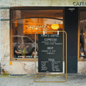 Luuuucky decor-accessory for elegant signage that matches Boho to minimalist themes.