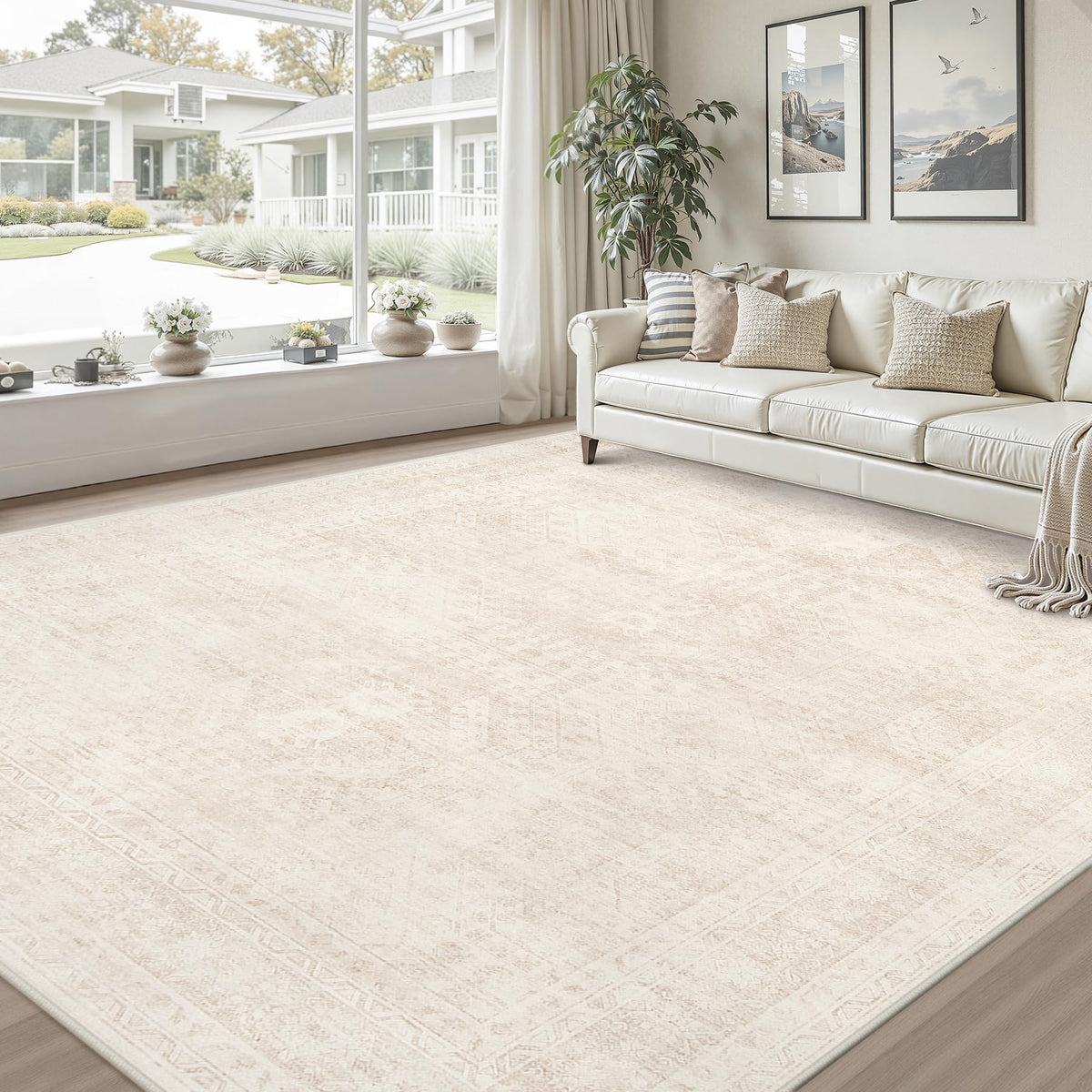 Luxturiy color variation note helps set expectations.
