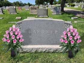 LVXINLI two-bouquets-two-vases package provides complete grave decoration