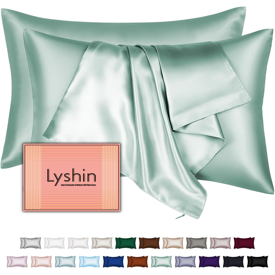 LYSHIN silk pillowcase close-up with glossy mulberry silk for a luxuriously smooth feel