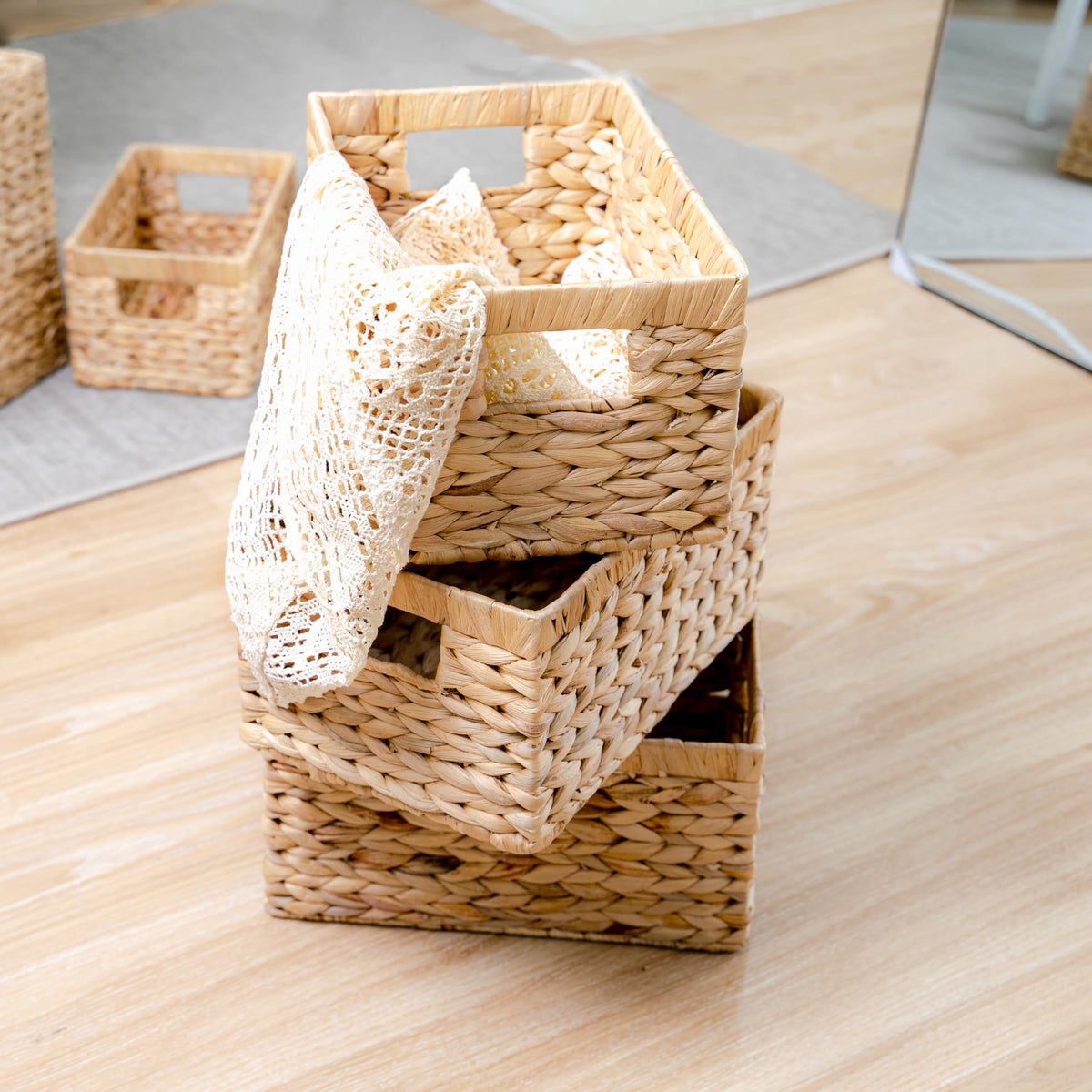 M4DECOR kitchen organizer basket stores utensils and towels with a natural touch