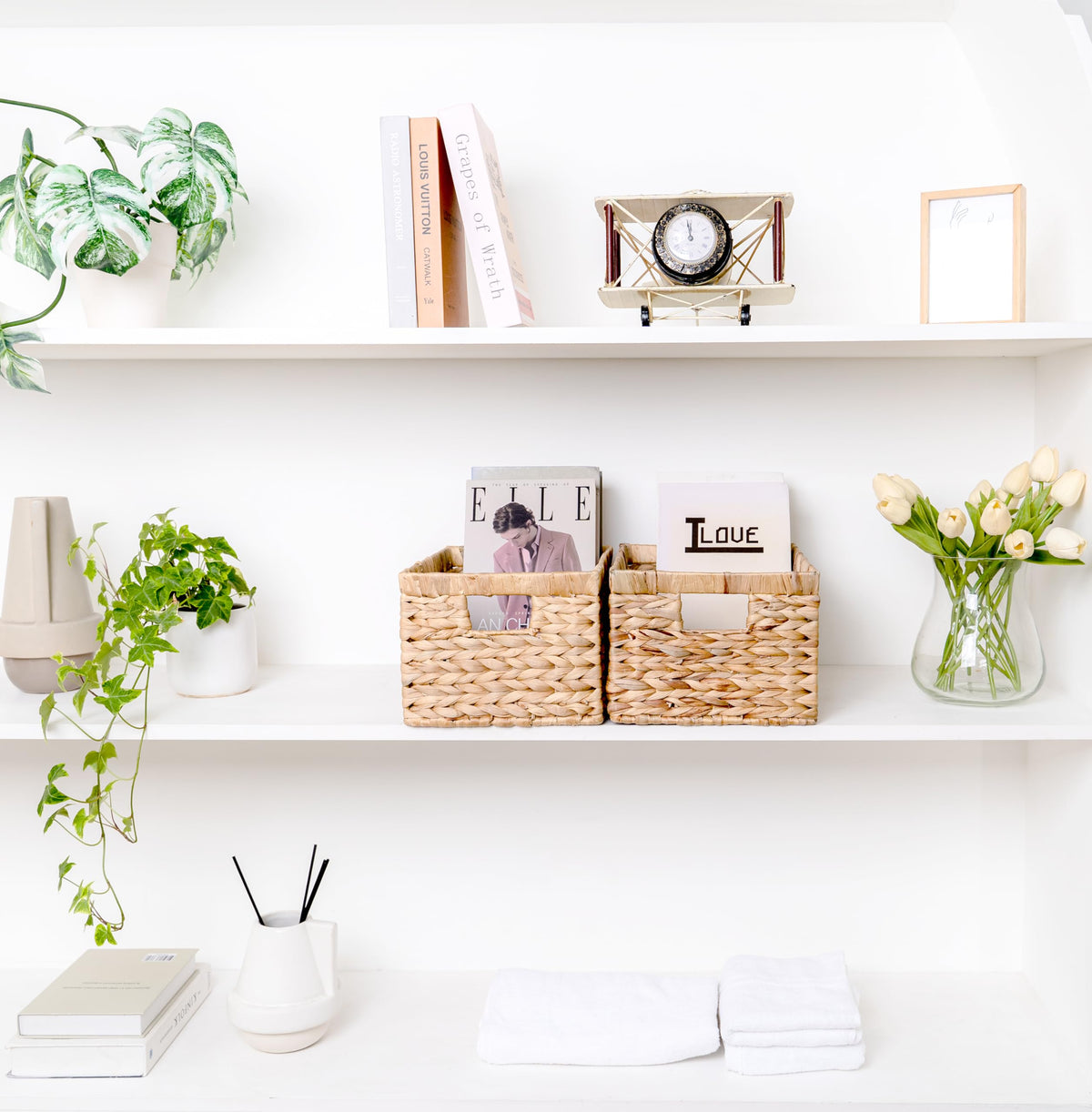 M4DECOR living room magazine basket adds decorative organization and simple retrieval