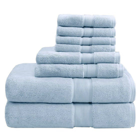 Madison Park 800GSM bath towel 30x54 inches, plush and highly absorbent for daily use.