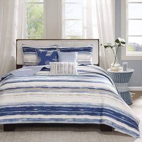 Madison Park Marina coverlet features watercolor motif for calming ocean vibes
