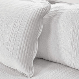 Packaging may require fluffing or steaming to remove wrinkles.