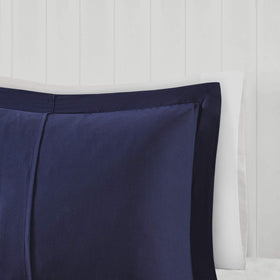 Madison Park Parkston bedroom mockup demonstrates versatile cabin decor.