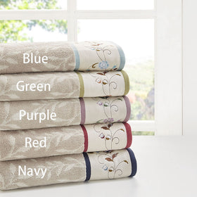 Madison Park Serene fingertip towels 12x18 add elegant, practical accents.