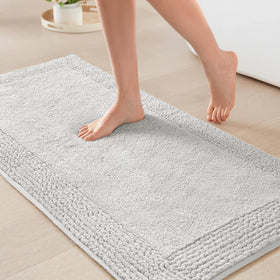 Madison Park Splendor bath rug dense 3000 GSM cotton for plush absorbent comfort.