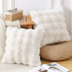 MADIZZ cream faux wool texture close-up highlighting soft touch and plush feel.
