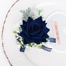 MAFELOE wrist corsage elastic band detail shows adjustable fit.