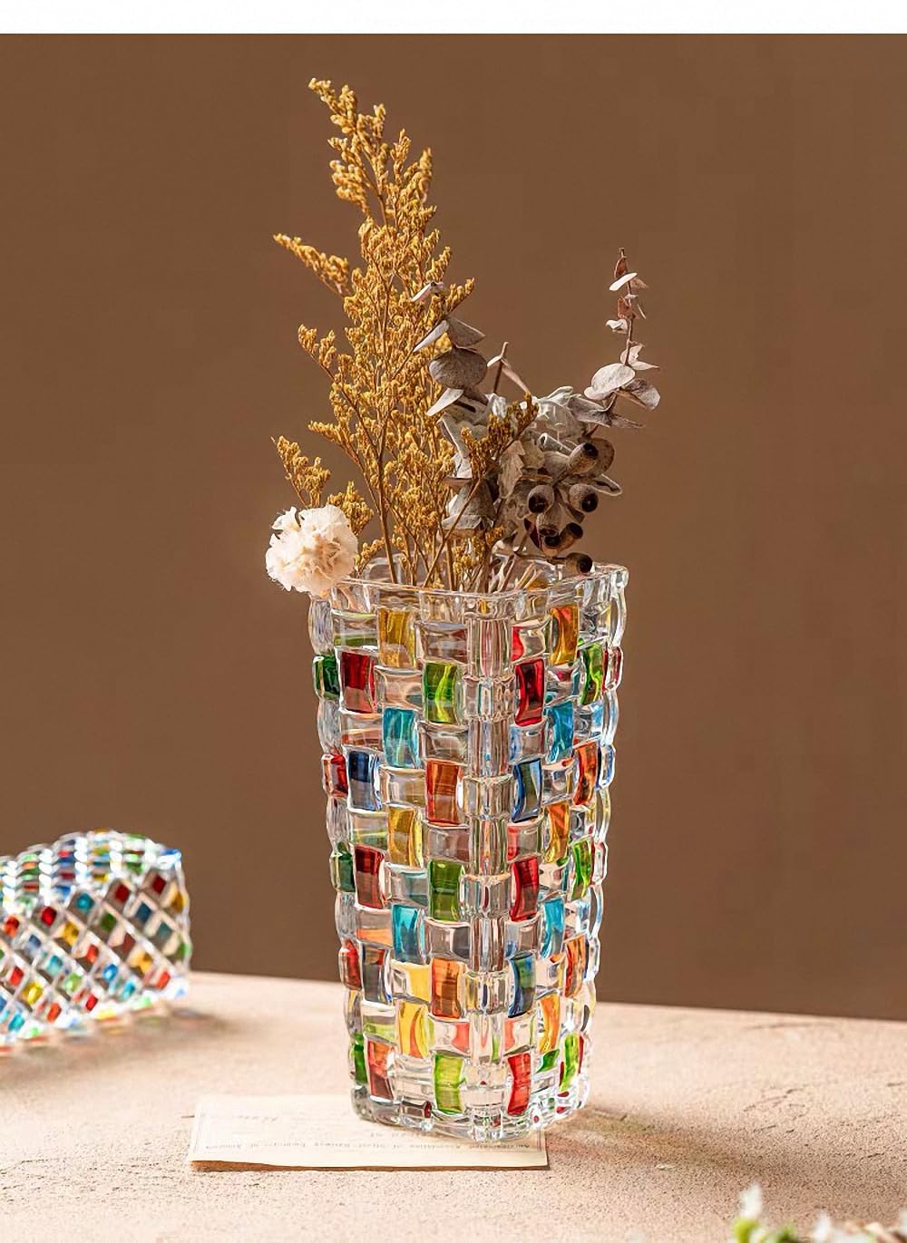 MAGCOLOR crystal vase foam-packed to prevent breakage during transit.