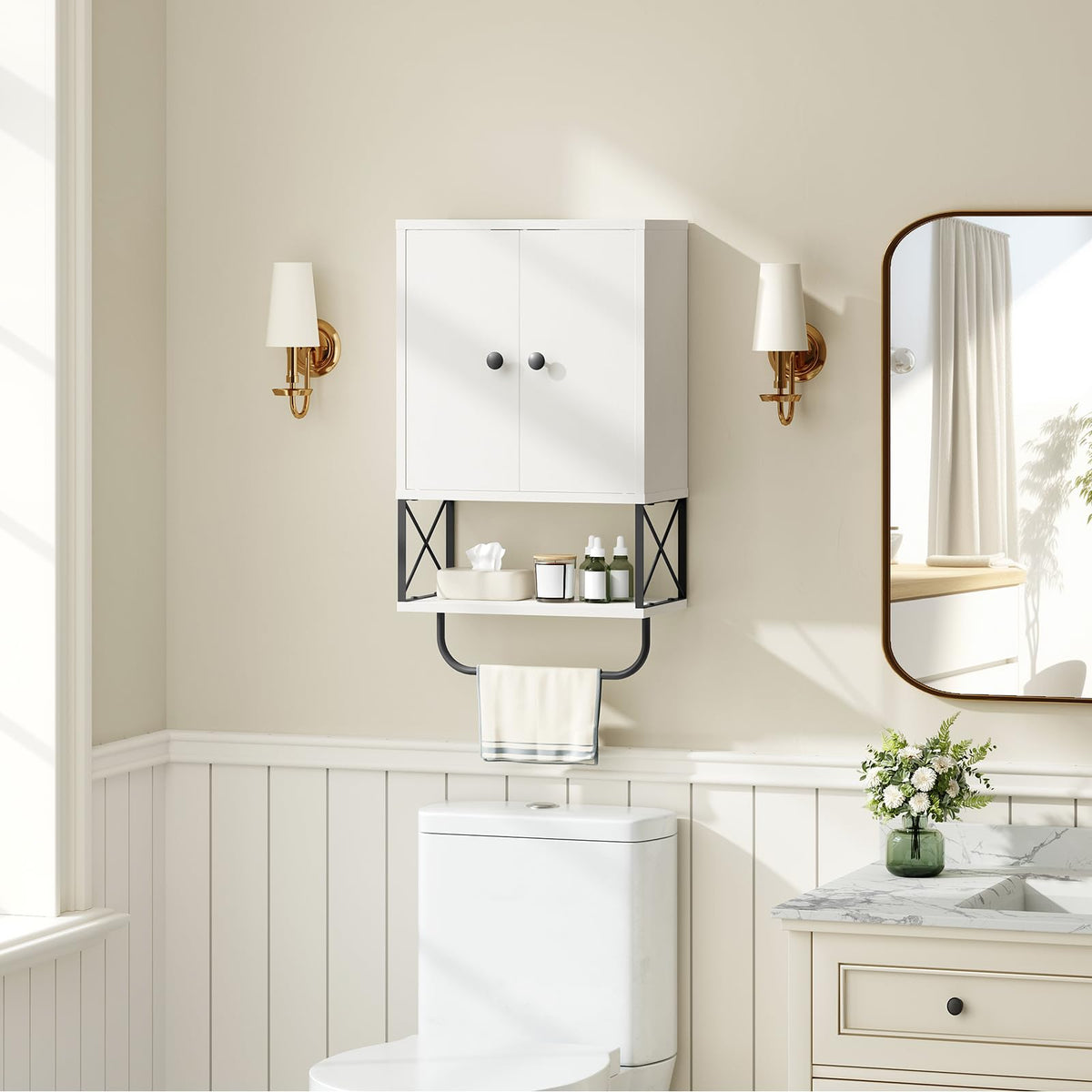 MAHANCRIS adjustable shelves adapt to bottles and essentials