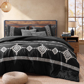 MaiRêve bedroom scene showcasing warm Boho farmhouse style with embroidery