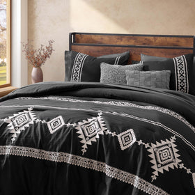 MaiRêve packaging of the queen size comforter set for easy delivery and storage