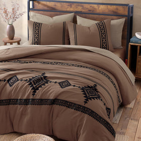 MaiRêve soft polyester with 240 GSM filling delivers plush warmth and fluff.