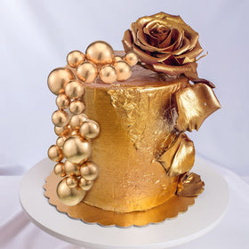 Maitys gold ball cake topper 3cm size adds refined dessert touch.