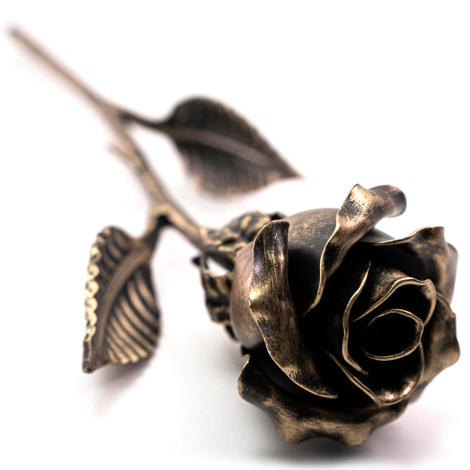 MakuliSmit bronze rose full view shows a timeless metal keepsake.