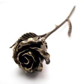 MakuliSmit bronze rose gold patina detail reveals warm luster.