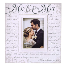 Malden Corinthians Verse frame shows a 5x7 vertical photo