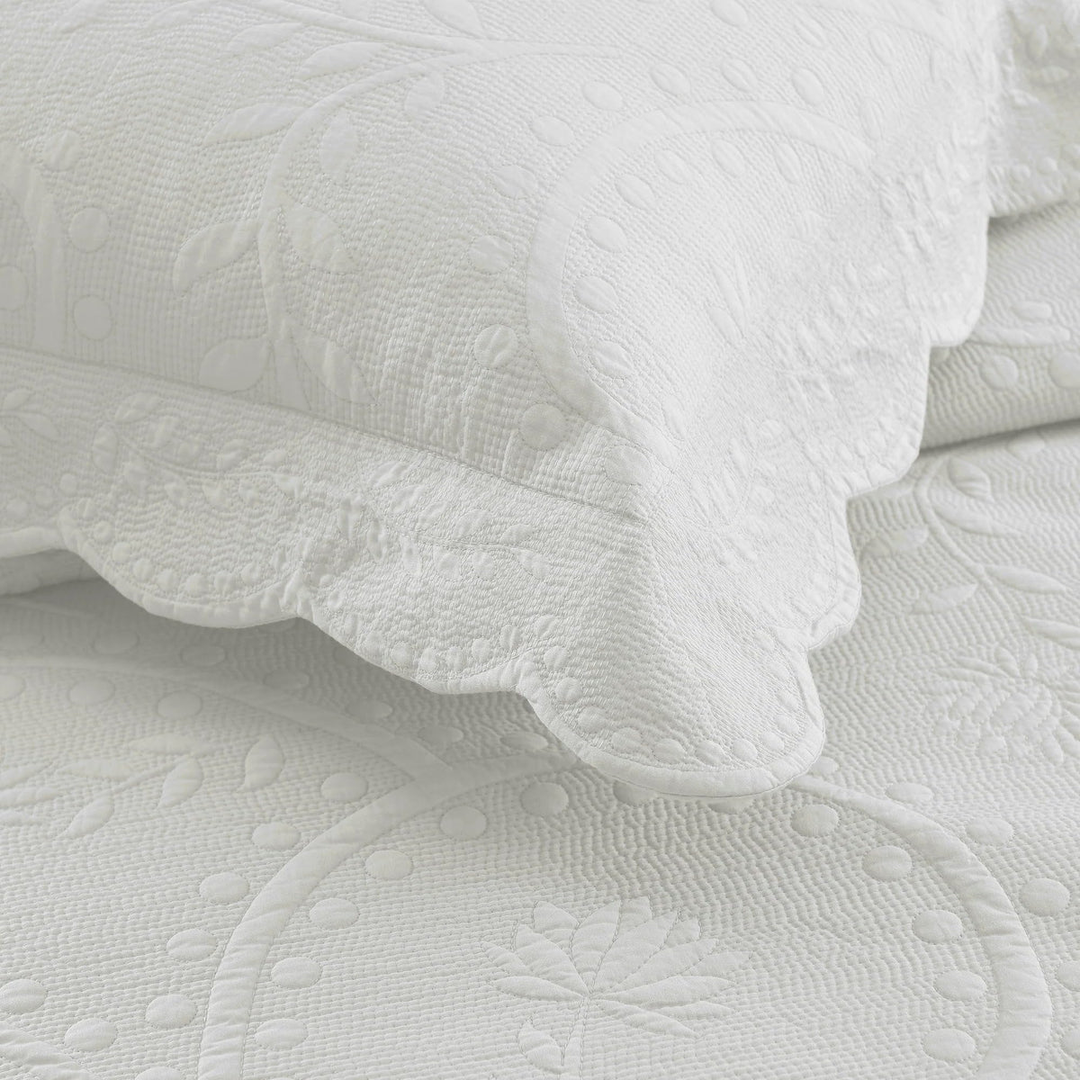 MarCielo 100% cotton fabric weave, gentle on skin and moisture-wicking.