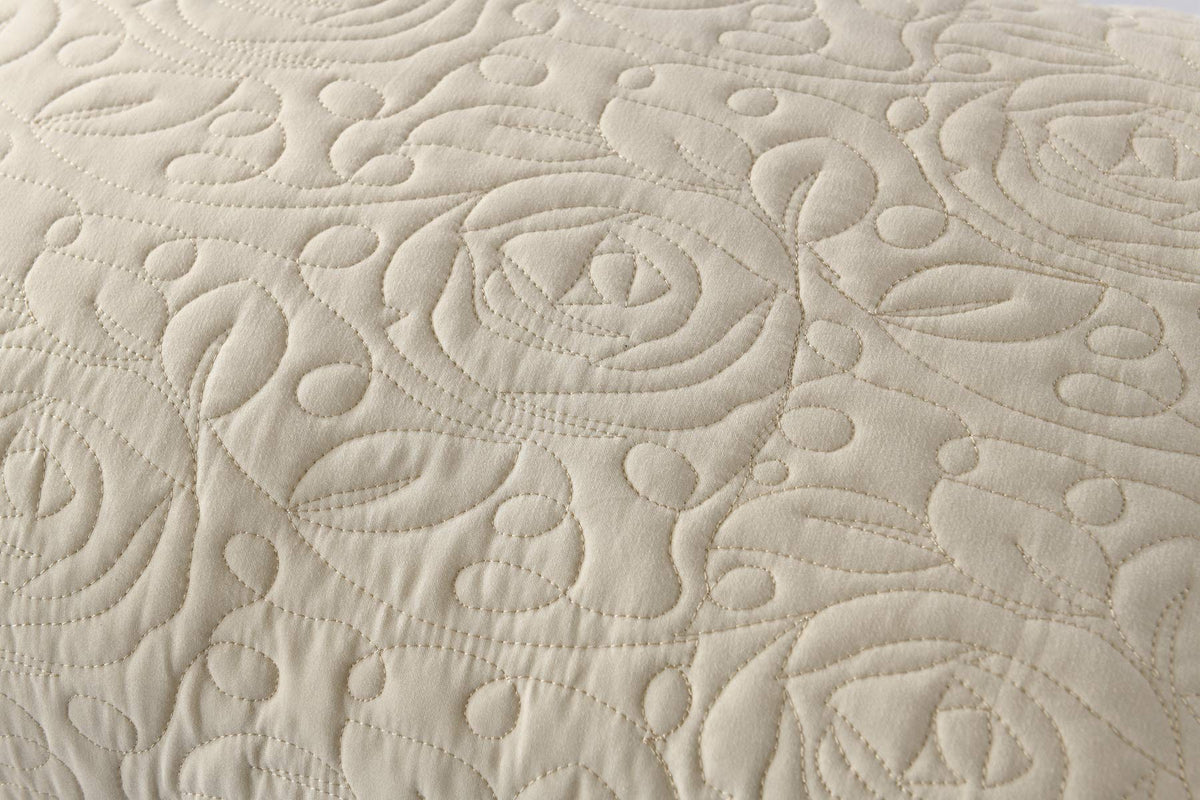 MarCielo microfiber fabric close-up, soft touch for bedding comfort