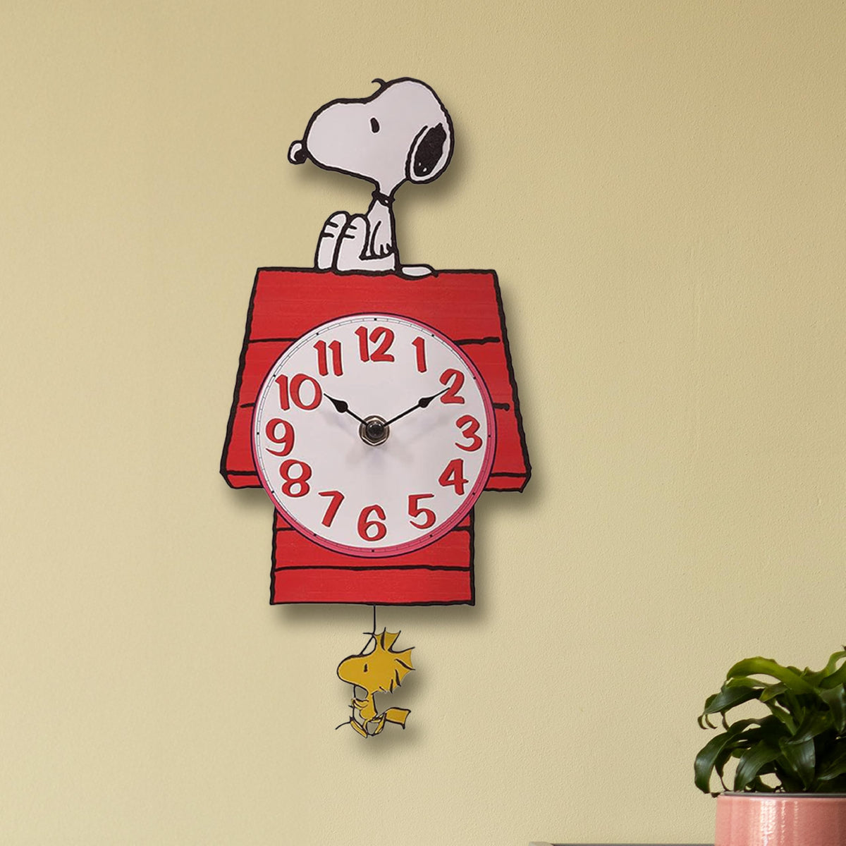 Mark Feldstein wall mounting back keyhole enables easy, secure hanging.