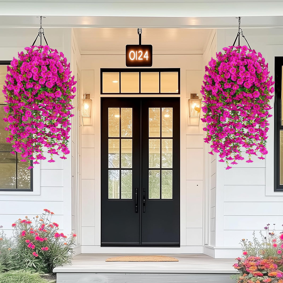 MARTINE MALL 16-stem bouquet provides a fuller outdoor display