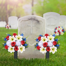MARTINE MALL durable, wind-stable display suitable for year-round remembrance.