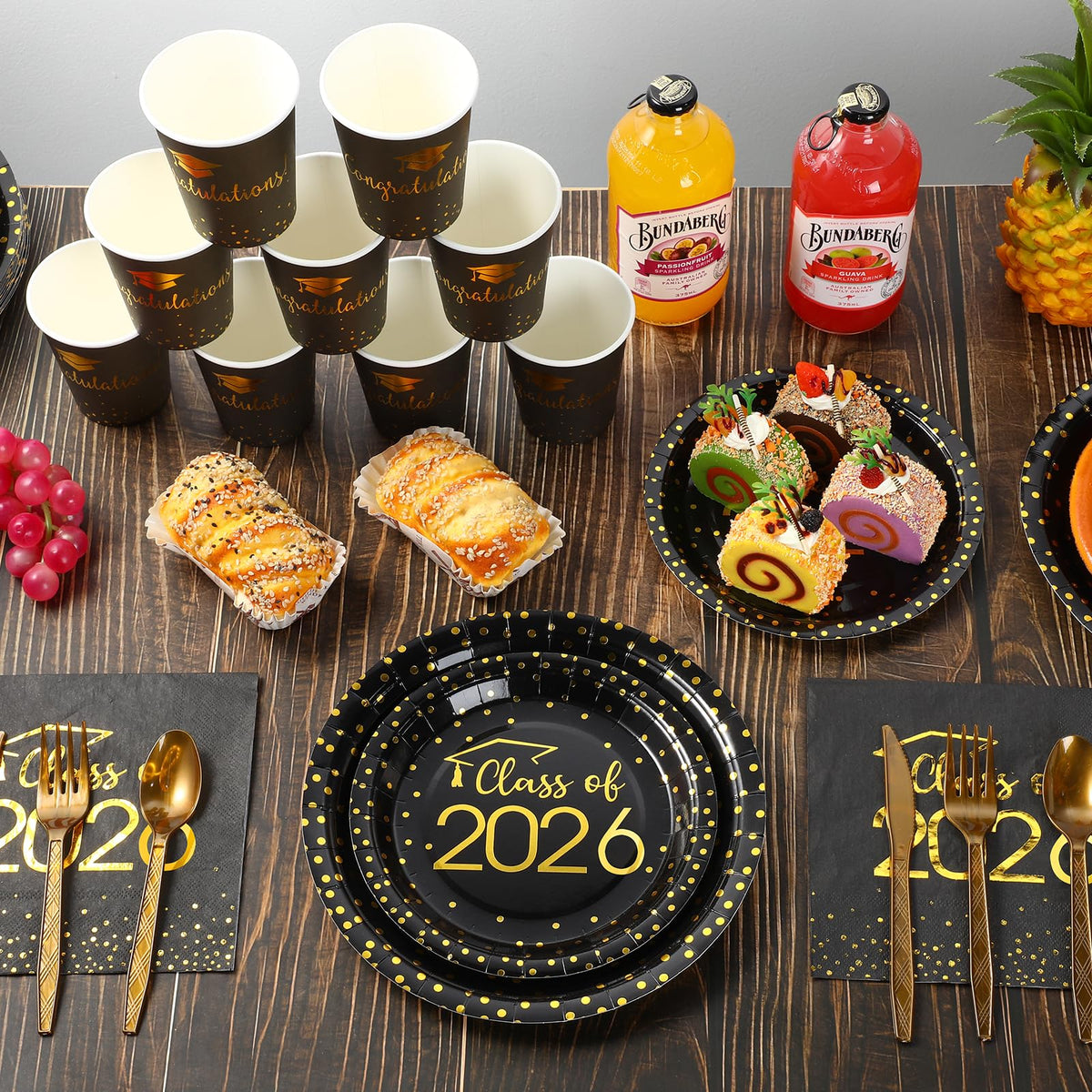 MASHAN graduation cups in black gold for easy outdoor service
