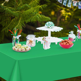 MASHAN easy-clean disposable tablecloth ready for mess-free events.