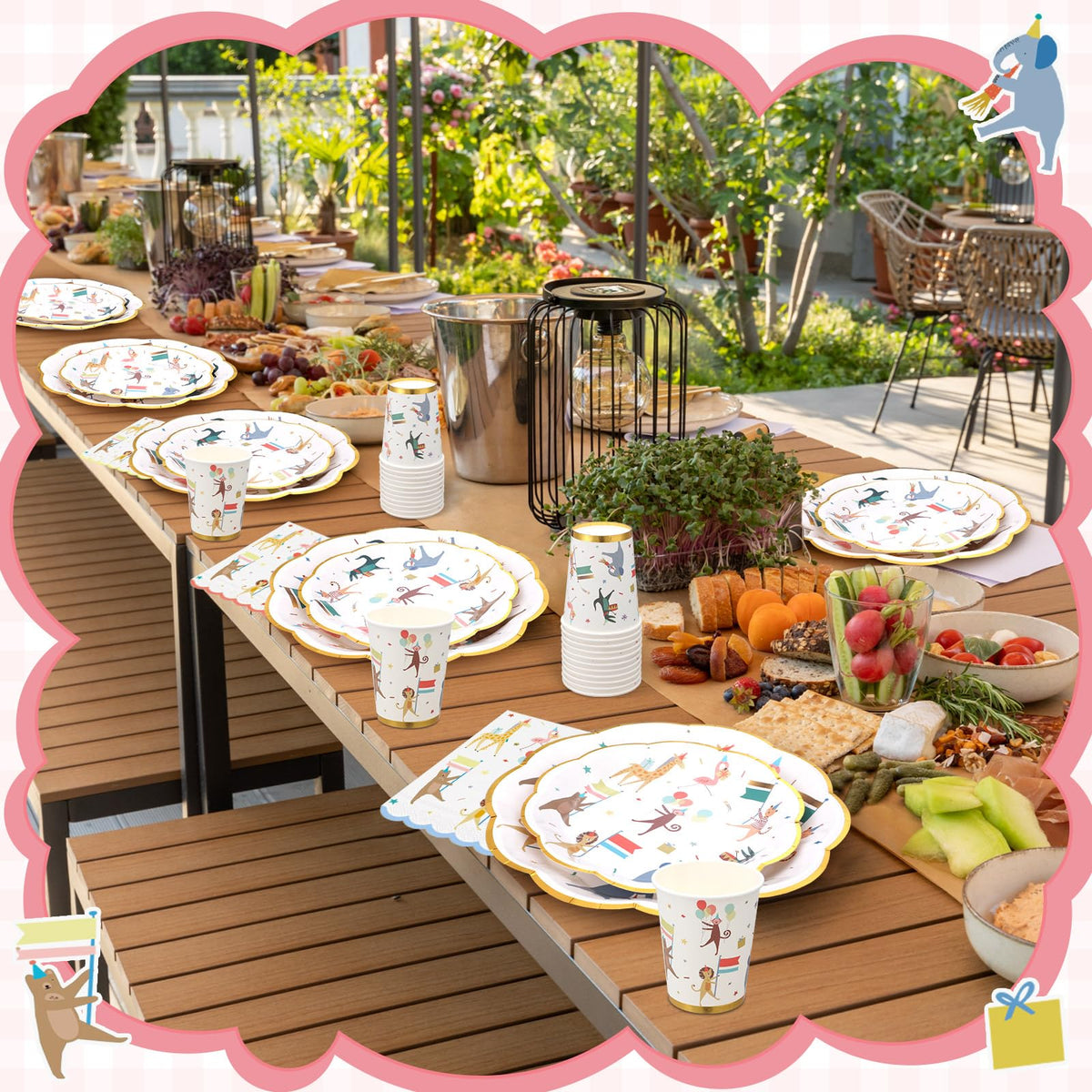 Maxdot Animal Parade party pack provides a complete disposable set for effortless hosting.