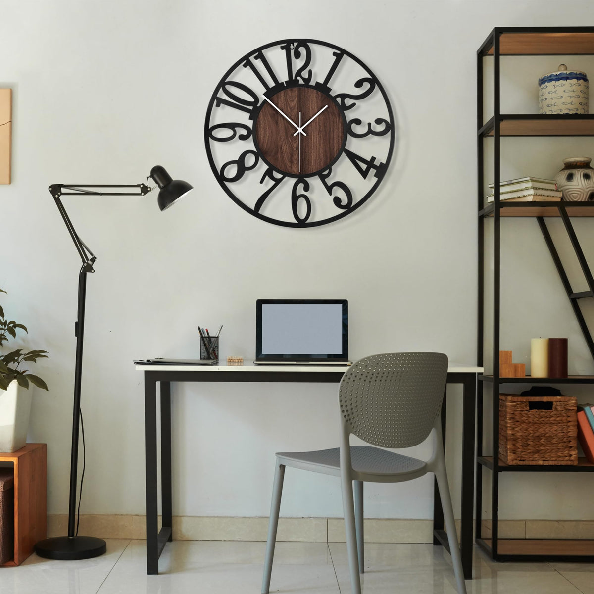 Maxstar round clock suited for kitchen and dining areas with clear time visibility.