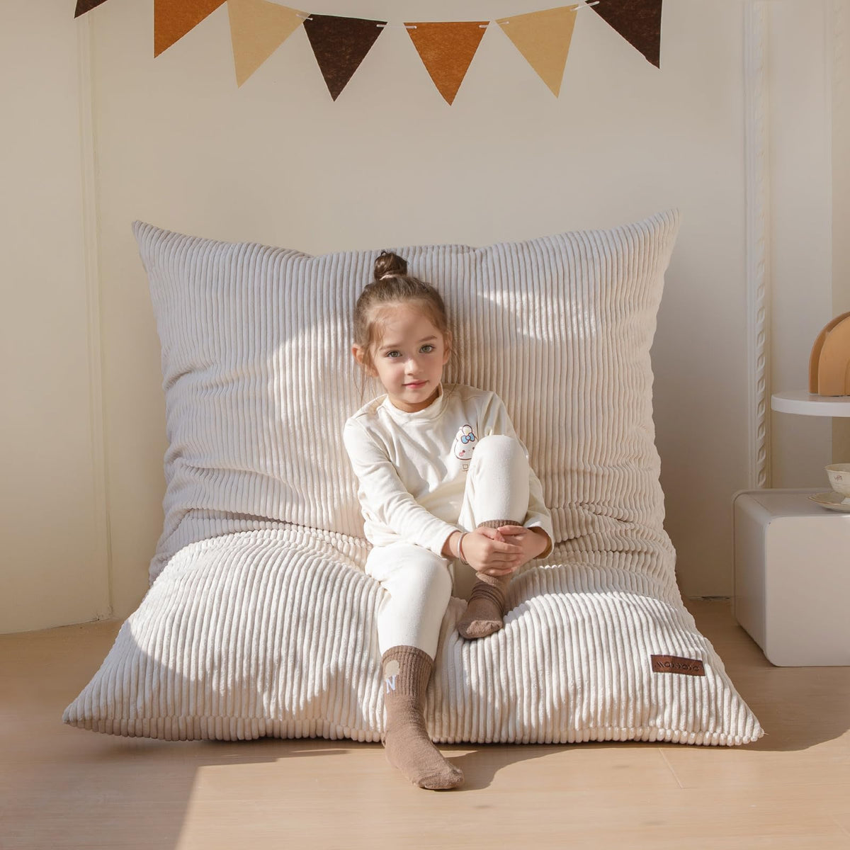 MAXYOYO 3-in-1 bean bag chair folds into multiple forms for flexible seating